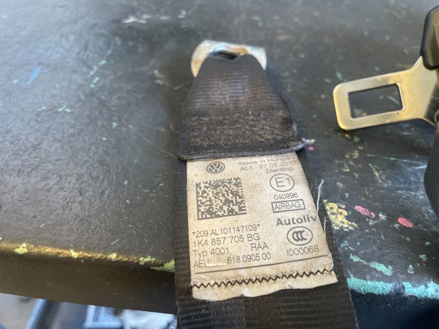 bontott VW GOLF VI Bal első Biztonsági Öv