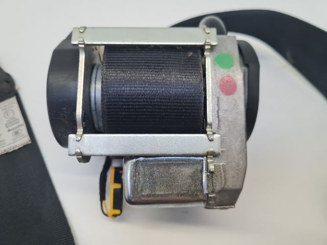 bontott VW GOLF VI Bal első Biztonsági Öv