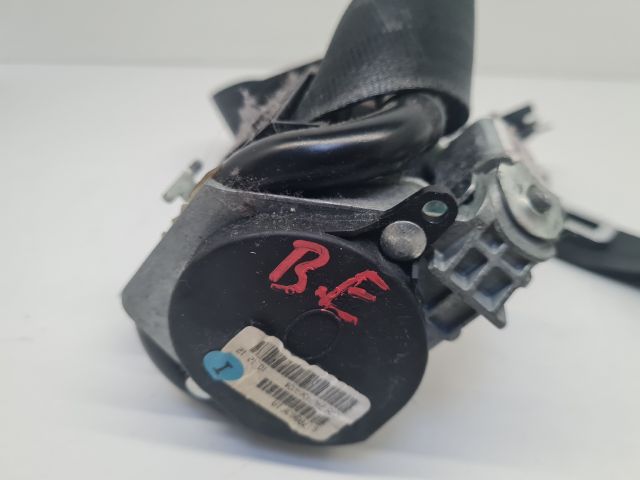 bontott VW GOLF VI Bal első Biztonsági Öv