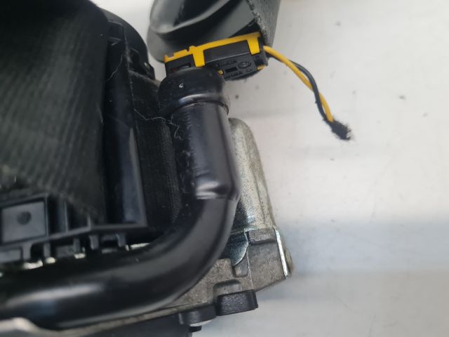 bontott VW GOLF VI Bal első Biztonsági Öv