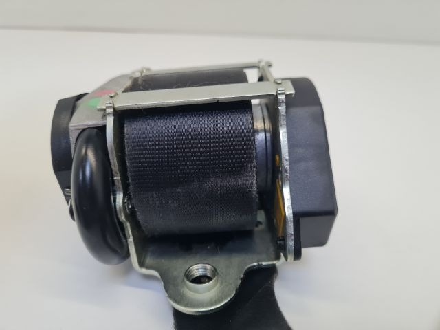 bontott VW GOLF VI Bal első Biztonsági Öv