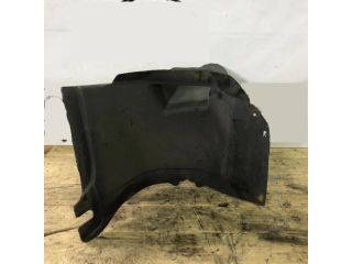 bontott VW GOLF VI Bal első Dobbetét (Kerékjárati, Műanyag)