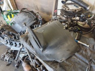 bontott VW GOLF VI Bal első Dobbetét (Kerékjárati, Műanyag)