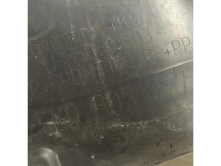 bontott VW GOLF VI Bal első Dobbetét (Kerékjárati, Műanyag)