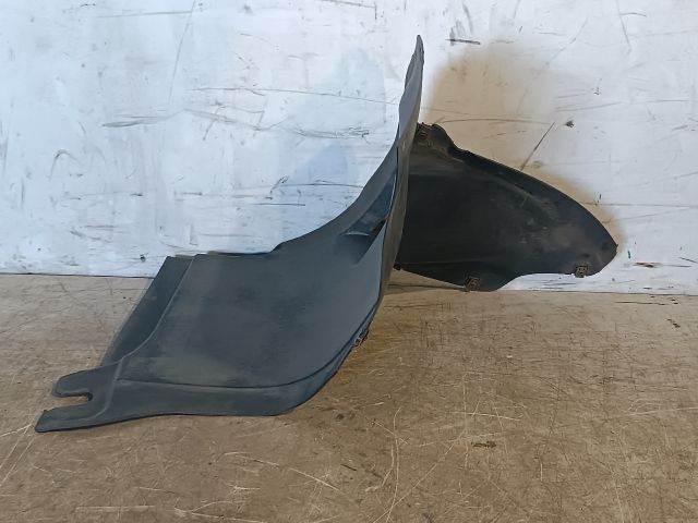 bontott VW GOLF VI Bal első Első Dobbetét (Kerékjárati, Műanyag)