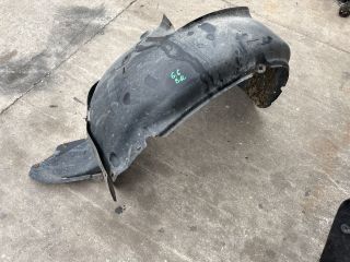 bontott VW GOLF VI Bal első Első Dobbetét (Kerékjárati, Műanyag)