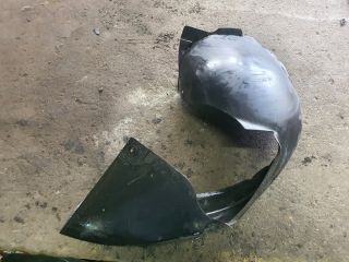 bontott VW GOLF VI Bal első Első Dobbetét (Kerékjárati, Műanyag)