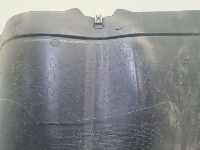 bontott VW GOLF VI Bal első Első Dobbetét (Kerékjárati, Műanyag)