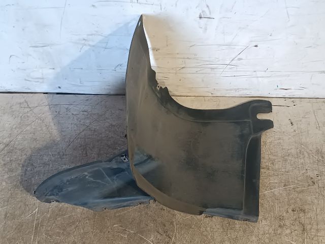 bontott VW GOLF VI Bal első Első Dobbetét (Kerékjárati, Műanyag)