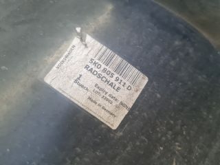 bontott VW GOLF VI Bal első Első Dobbetét (Kerékjárati, Műanyag)