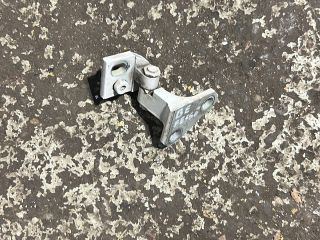 bontott VW GOLF VI Bal első Felső Zsanér