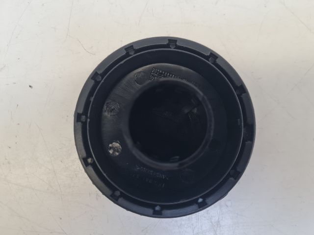 bontott VW GOLF VI Bal első Gerinctámasz