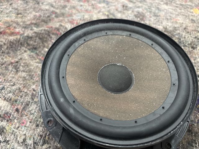 bontott VW GOLF VI Bal első Hangszóró