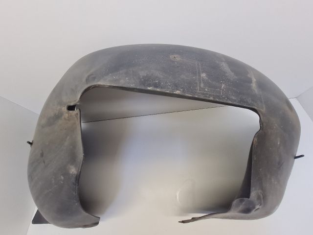 bontott VW GOLF VI Bal első Hátsó Dobbetét (Kerékjárati, Műanyag)