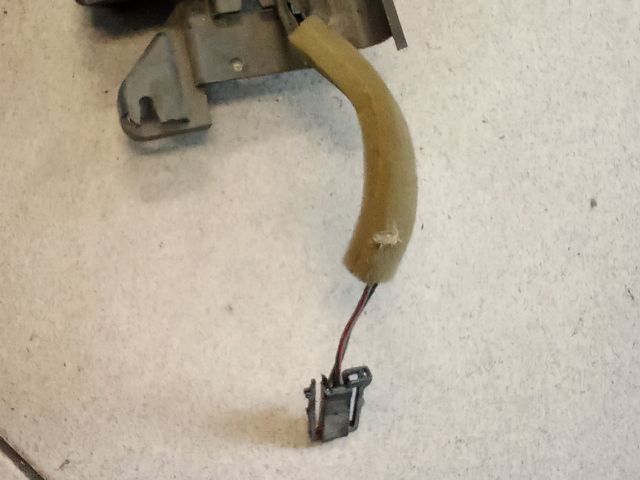 bontott VW GOLF VI Bal első Kis Hangszóró Burkolat