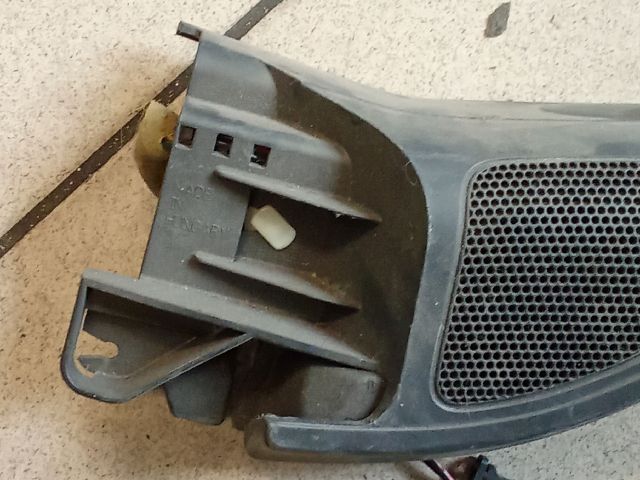 bontott VW GOLF VI Bal első Kis Hangszóró Burkolat