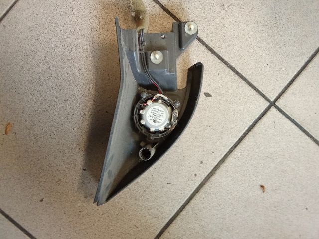 bontott VW GOLF VI Bal első Kis Hangszóró Burkolat