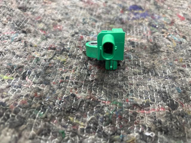 bontott VW GOLF VI Bal első Oldal Ütközés Érzékelő