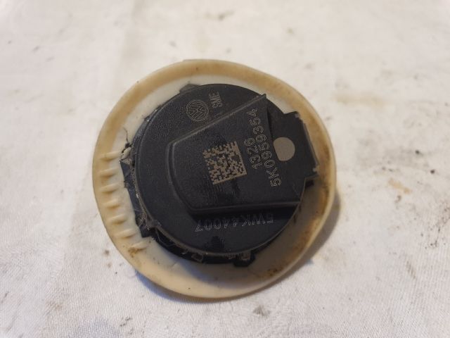 bontott VW GOLF VI Bal első Oldal Ütközés Érzékelő