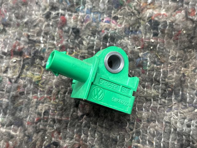 bontott VW GOLF VI Bal első Oldal Ütközés Érzékelő