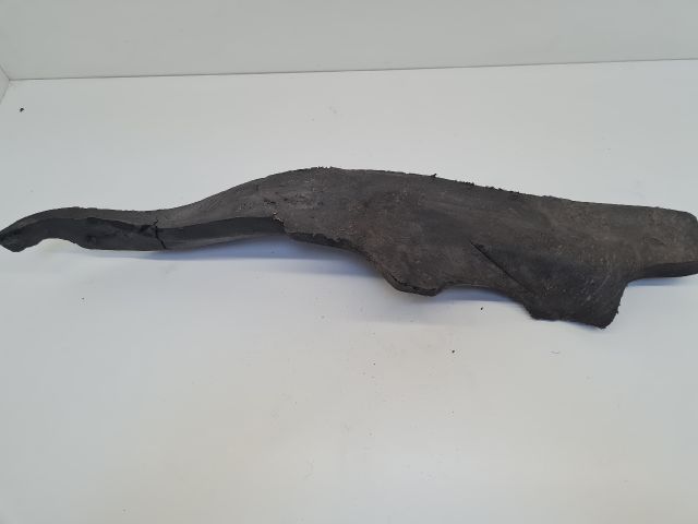 bontott VW GOLF VI Bal első Sárvédő Zajszigetelés