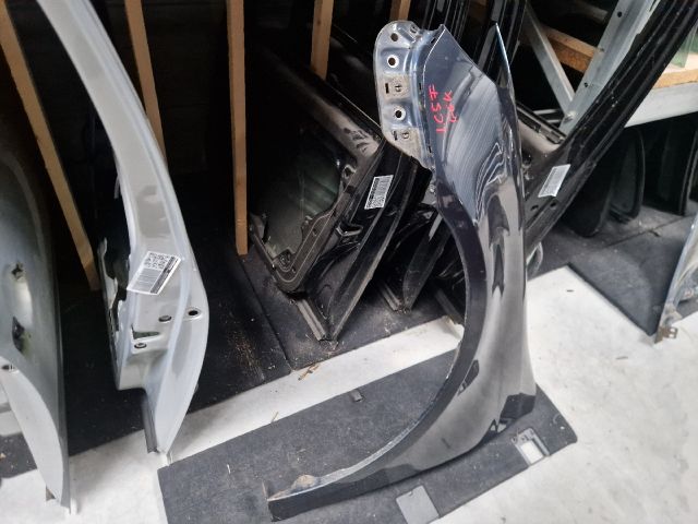 bontott VW GOLF VI Bal első Sárvédő