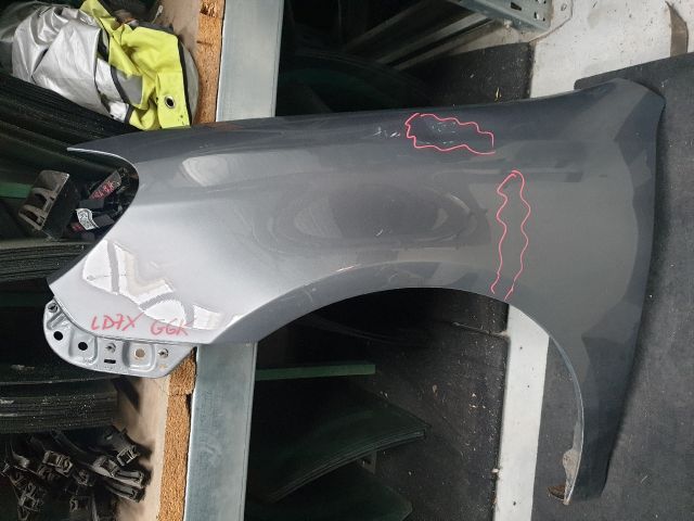 bontott VW GOLF VI Bal első Sárvédő