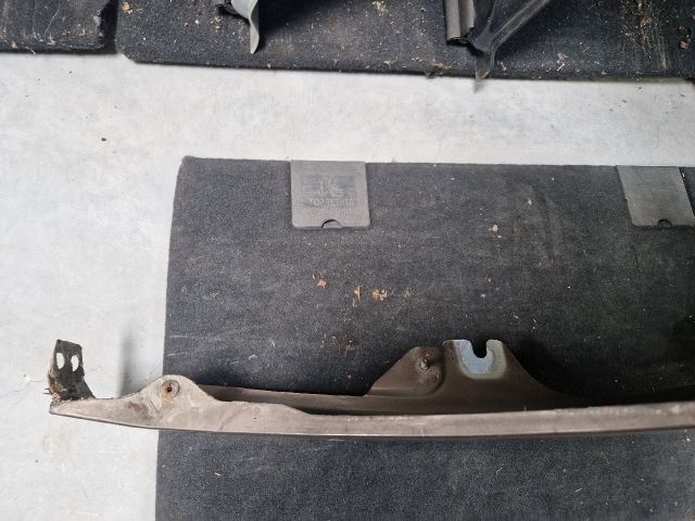 bontott VW GOLF VI Bal első Sárvédő