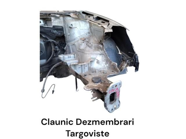 bontott VW GOLF VI Bal első Ütközéscsillapító