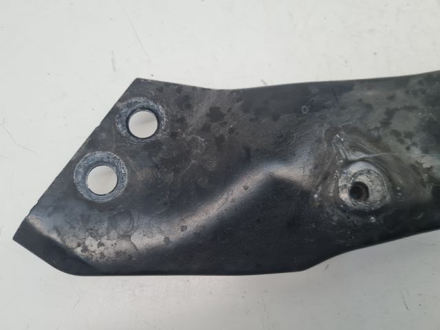 bontott VW GOLF VI Bal Fényszóró Tartó