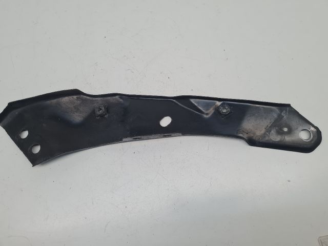 bontott VW GOLF VI Bal Fényszóró Tartó