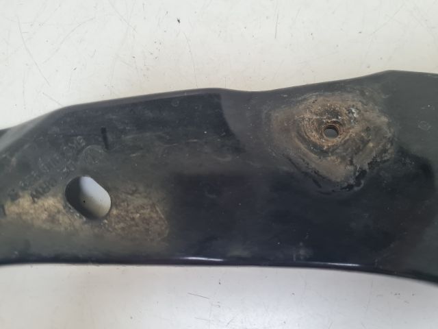 bontott VW GOLF VI Bal Fényszóró Tartó