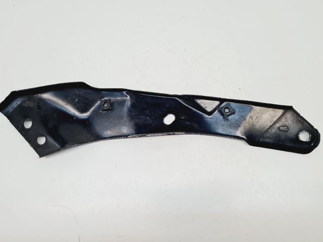 bontott VW GOLF VI Bal Fényszóró Tartó