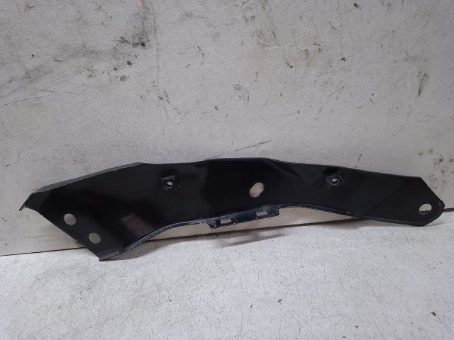 bontott VW GOLF VI Bal Fényszóró Tartó