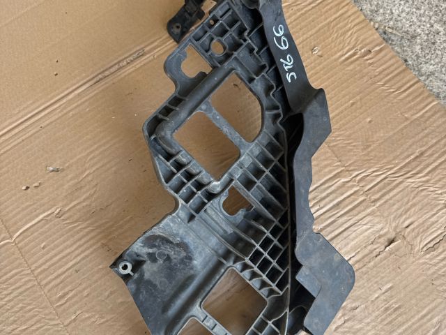 bontott VW GOLF VI Bal Fényszóró Tartó