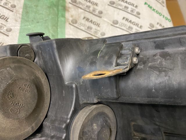 bontott VW GOLF VI Bal Fényszóró