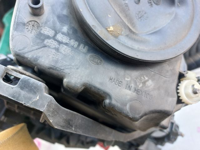 bontott VW GOLF VI Bal Fényszóró