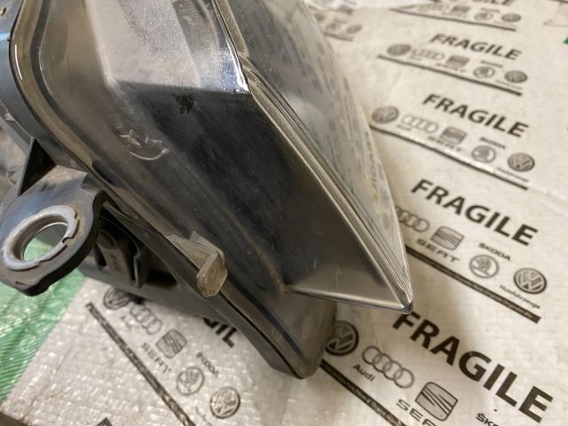 bontott VW GOLF VI Bal Fényszóró