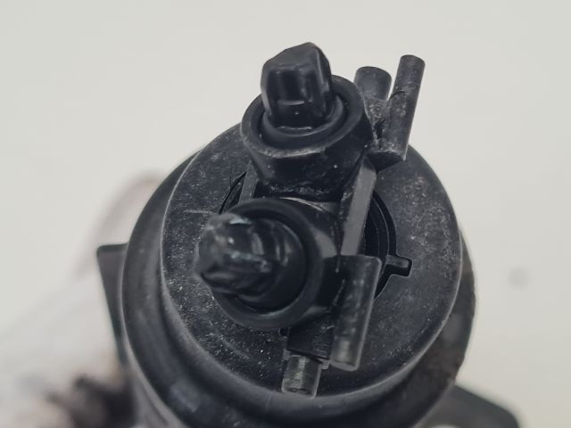 bontott VW GOLF VI Bal Fényszórómosó Fúvóka