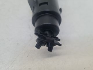 bontott VW GOLF VI Bal Fényszórómosó Fúvóka