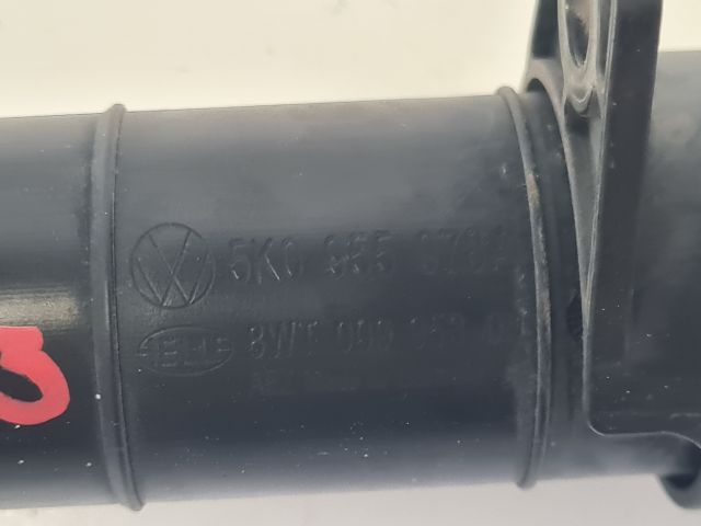 bontott VW GOLF VI Bal Fényszórómosó Fúvóka