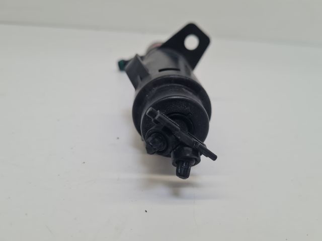 bontott VW GOLF VI Bal Fényszórómosó Fúvóka