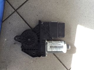 bontott VW GOLF VI Bal hátsó Ablakemelő Motor