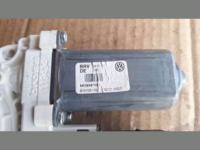 bontott VW GOLF VI Bal hátsó Ablakemelő Motor