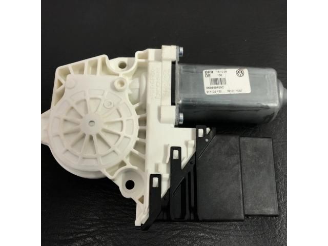 bontott VW GOLF VI Bal hátsó Ablakemelő Motor
