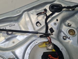 bontott VW GOLF VI Bal hátsó Ablakemelő Szerkezet (Elektromos)