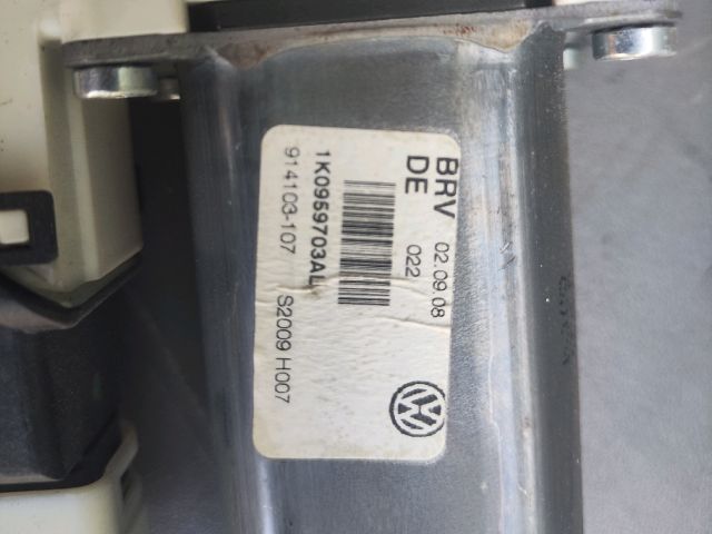 bontott VW GOLF VI Bal hátsó Ablaktörlő Motor