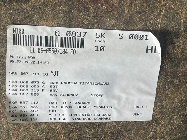 bontott VW GOLF VI Bal hátsó Ajtó Kárpit