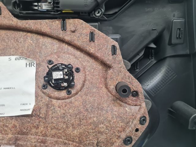 bontott VW GOLF VI Bal hátsó Ajtó Kárpit