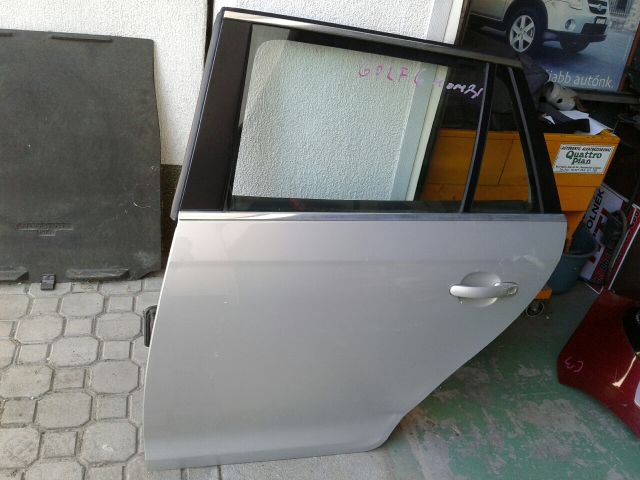 bontott VW GOLF VI Bal hátsó Ajtó Kárpit